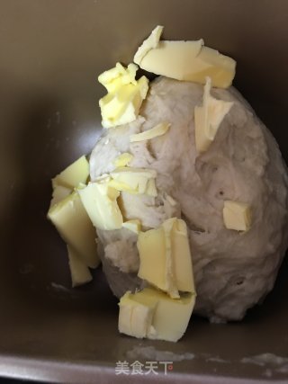 中种豆沙卷的做法步骤：5