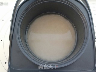 吮指海苔饭团的做法步骤：4