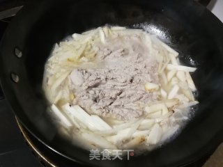 毛芋萝卜烧豆渣的做法步骤：5
