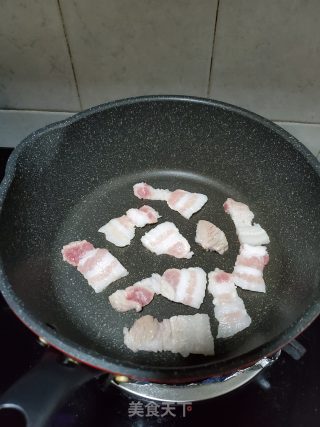 青蒜炒五花肉的做法步骤：4