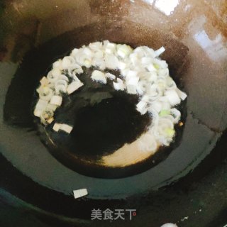 木耳炒甘蓝的做法步骤：3