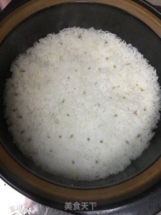 牛肉煲仔饭的做法步骤：8
