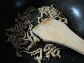 瘦肉丝炒荸荠的做法步骤：6