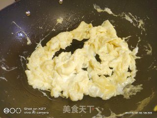 韭黄炒蛋的做法步骤：4