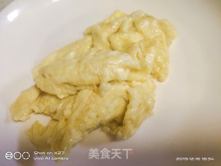 韭黄炒蛋的做法步骤：5