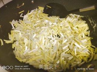 韭黄炒蛋的做法步骤：6