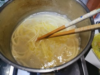 牛肉番茄沙司意大利面的做法步骤：15