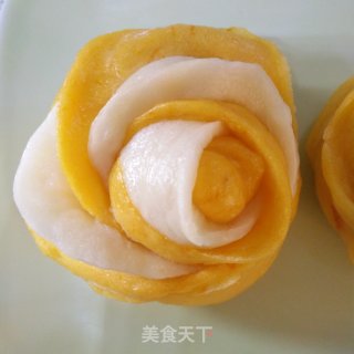 双色玫瑰????馒头的做法步骤：10