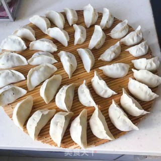 家常腌雪菜蒸饺的做法步骤：7