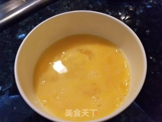 金针菇紫菜蛋花汤的做法步骤：3