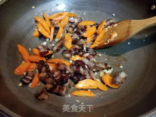 腊肉西芹炒木耳的做法步骤：8