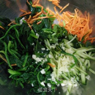 胡萝卜凉拌菠菜的做法步骤：3