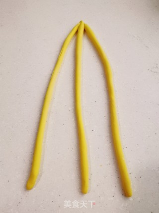 圣诞南瓜花环馒头的做法步骤：11