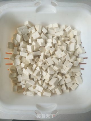 肉末豆腐拌面的做法步骤：1