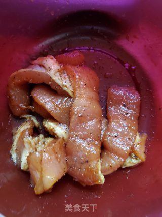猪肉卷的做法步骤：3