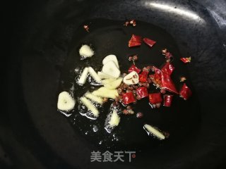 包菜炒土豆粉的做法步骤：3