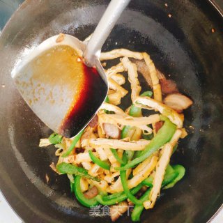 青椒豆干的做法步骤：7