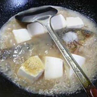 河鲫鱼豆腐汤的做法步骤：9