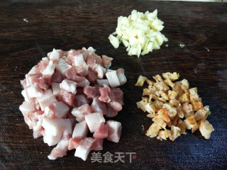 肉末青豆浇南瓜的做法步骤：2