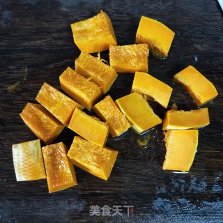 肉末青豆浇南瓜的做法步骤：3