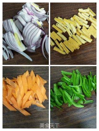 洋葱炒豆干的做法步骤：2