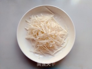 青椒豆芽炒香干的做法步骤：2
