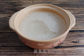 香菇滑鸡煲仔饭的做法步骤：2