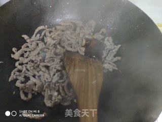 羊肉炒洋葱的做法步骤：4