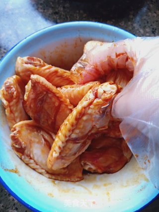 美味可乐鸡翅的做法步骤：3