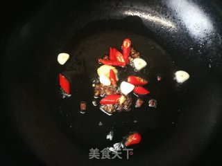 黄豆芽炒面筋的做法步骤：5