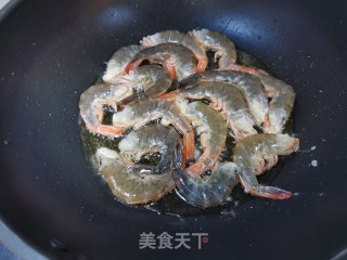 避风塘炒虾的做法步骤：6