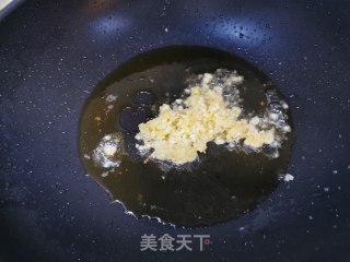 避风塘炒虾的做法步骤：9