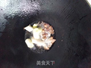 五花肉烧红萝卜的做法步骤：3