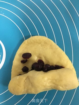 蔓越莓面包的做法步骤：7