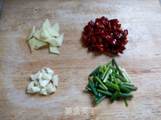 干煸鸭肉的做法步骤：4