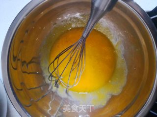 蛋糕胚（戚风蛋糕）的做法步骤：2