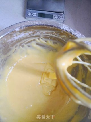 蛋糕胚（戚风蛋糕）的做法步骤：4