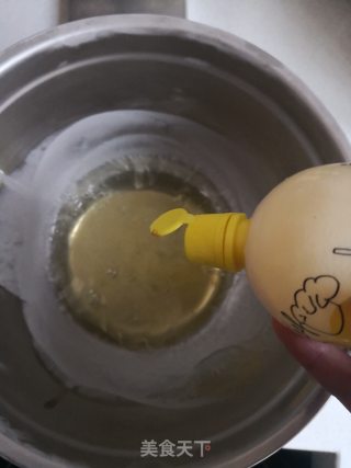 蛋糕胚（戚风蛋糕）的做法步骤：6