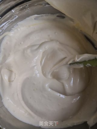 蛋糕胚（戚风蛋糕）的做法步骤：9