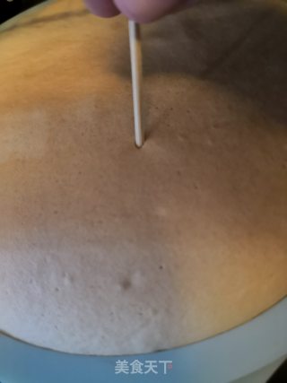 蛋糕胚（戚风蛋糕）的做法步骤：10