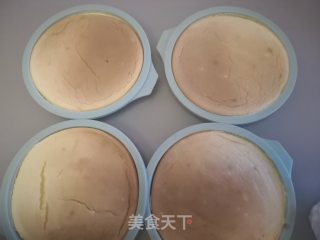 蛋糕胚（戚风蛋糕）的做法步骤：11