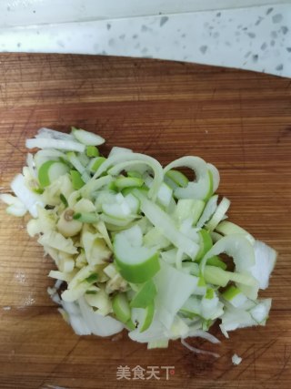 香菇烧豆角的做法步骤：5