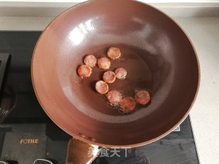 超简单的土豆腊肠焖饭，饭菜一锅出的做法步骤：4