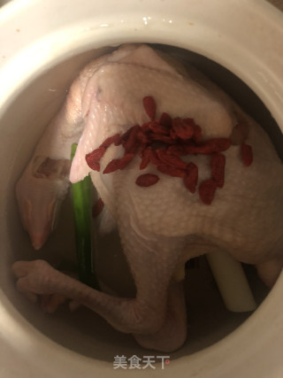 砂锅炖鸡汤的做法步骤：3