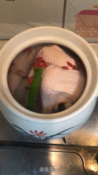 砂锅炖鸡汤的做法步骤：4