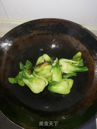 清炒油菜的做法步骤：2
