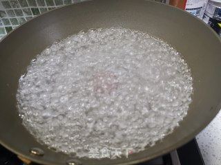 传统猪肉韭菜水饺的做法步骤：19