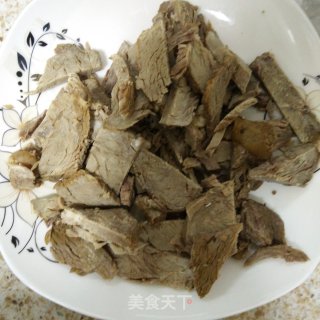 小炒牛肉的做法步骤：2