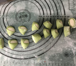 韭菜鸡蛋粉条双色水饺的做法步骤：5