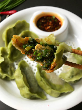 韭菜鸡蛋粉条双色水饺的做法步骤：13